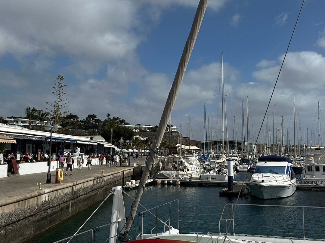 Promenade Marina Puerto Calero景点图片