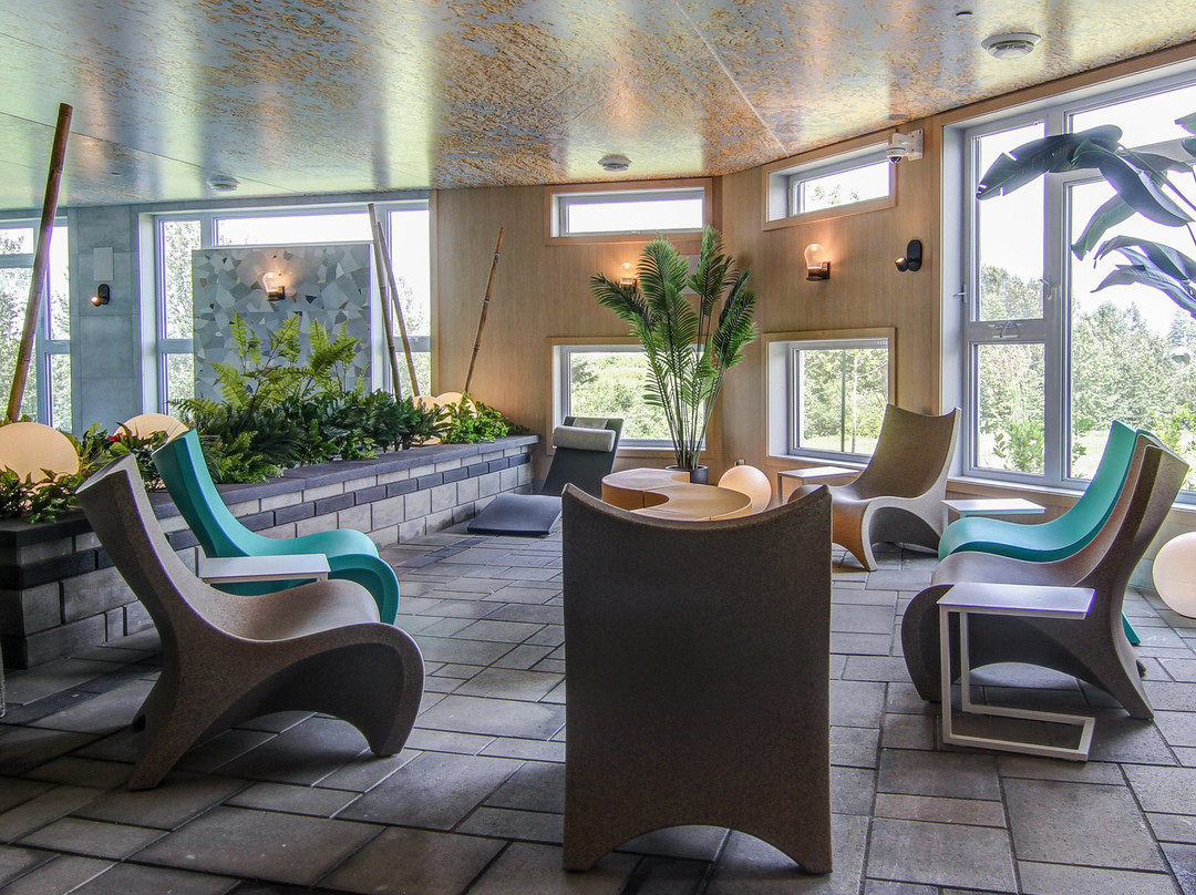 德加迪恩酒店主图