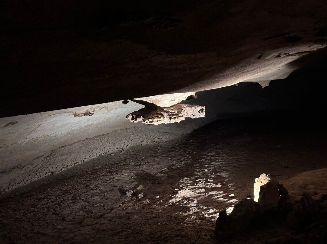 The Caverns景点图片