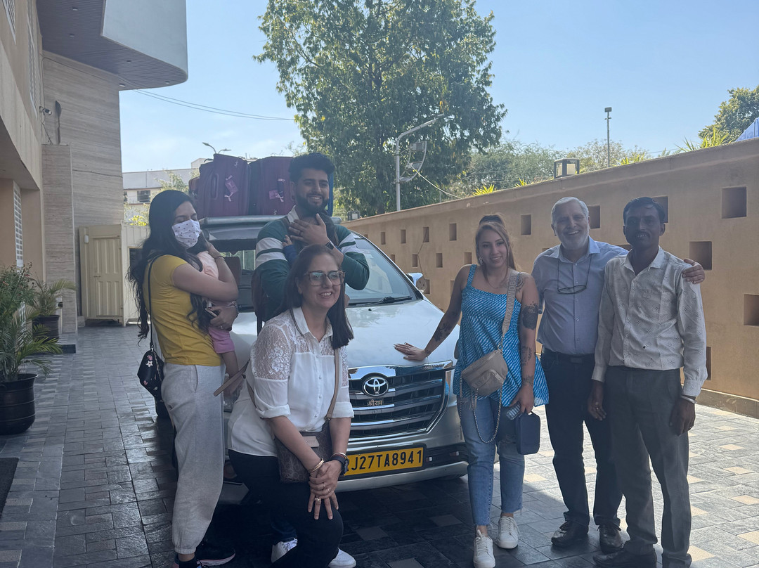 KRISHNA Tours & Taxi景点图片