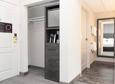 Cherry Valley Hotel主图