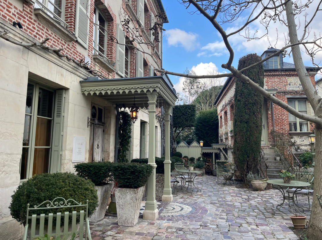 鲁西住宅酒店主图