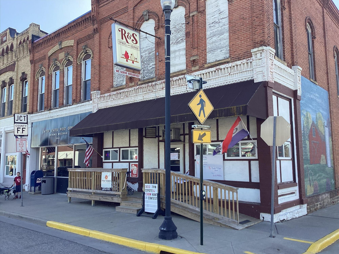 R&s Spirits And Lounge