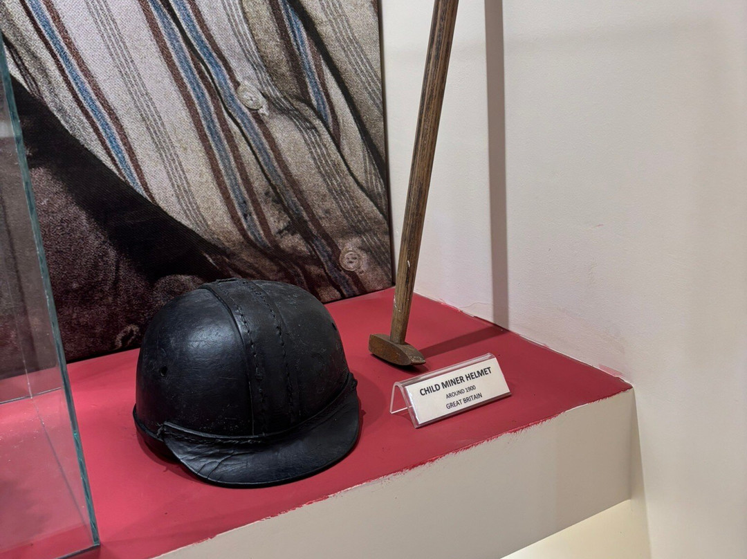 Museum of Mineralogy and Paleontology Stamatiadis景点图片