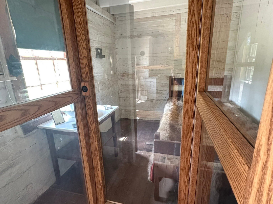 Maltese Cross Cabin-Medora必去景点