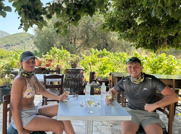 Georges bikes-Agios Georgios必去景点