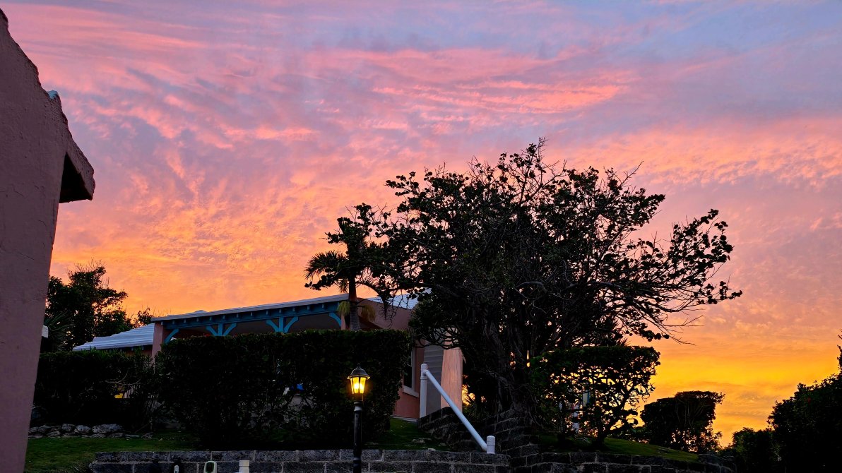 Grape Bay Cottages-浴室