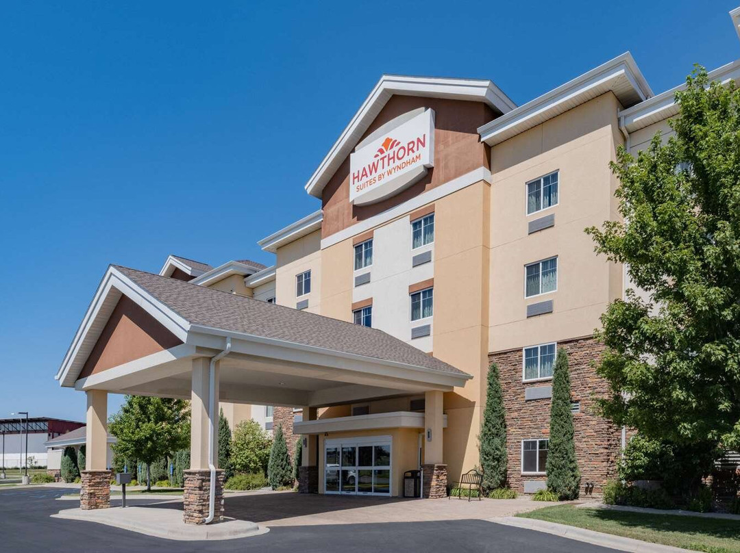 Williston酒店住宿-Hawthorn Suites by Wyndham Williston