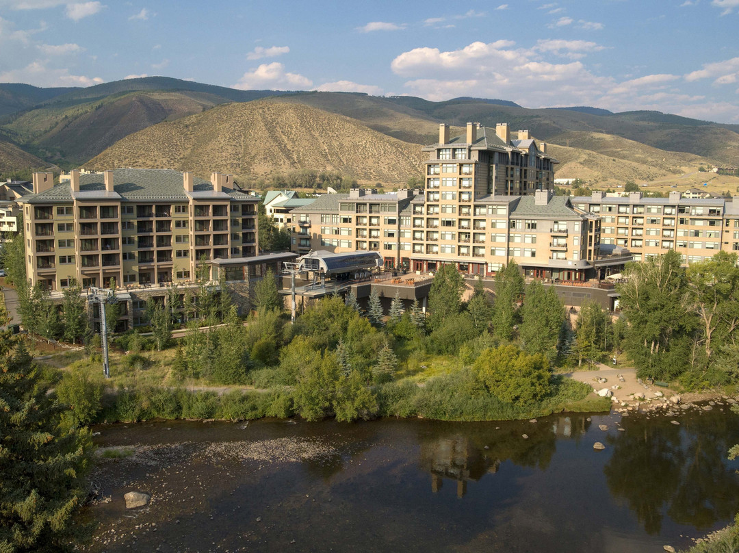 威斯丁河滨高山别墅酒店