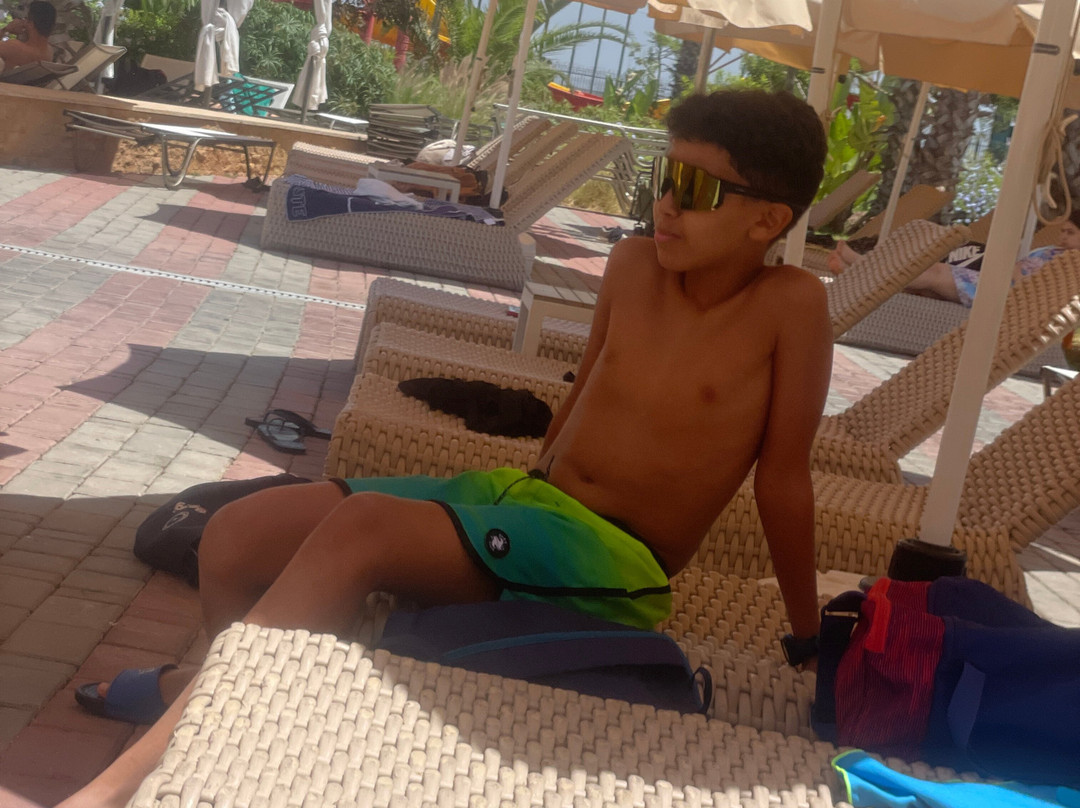 Waves Aquapark-Kenitra必去景点