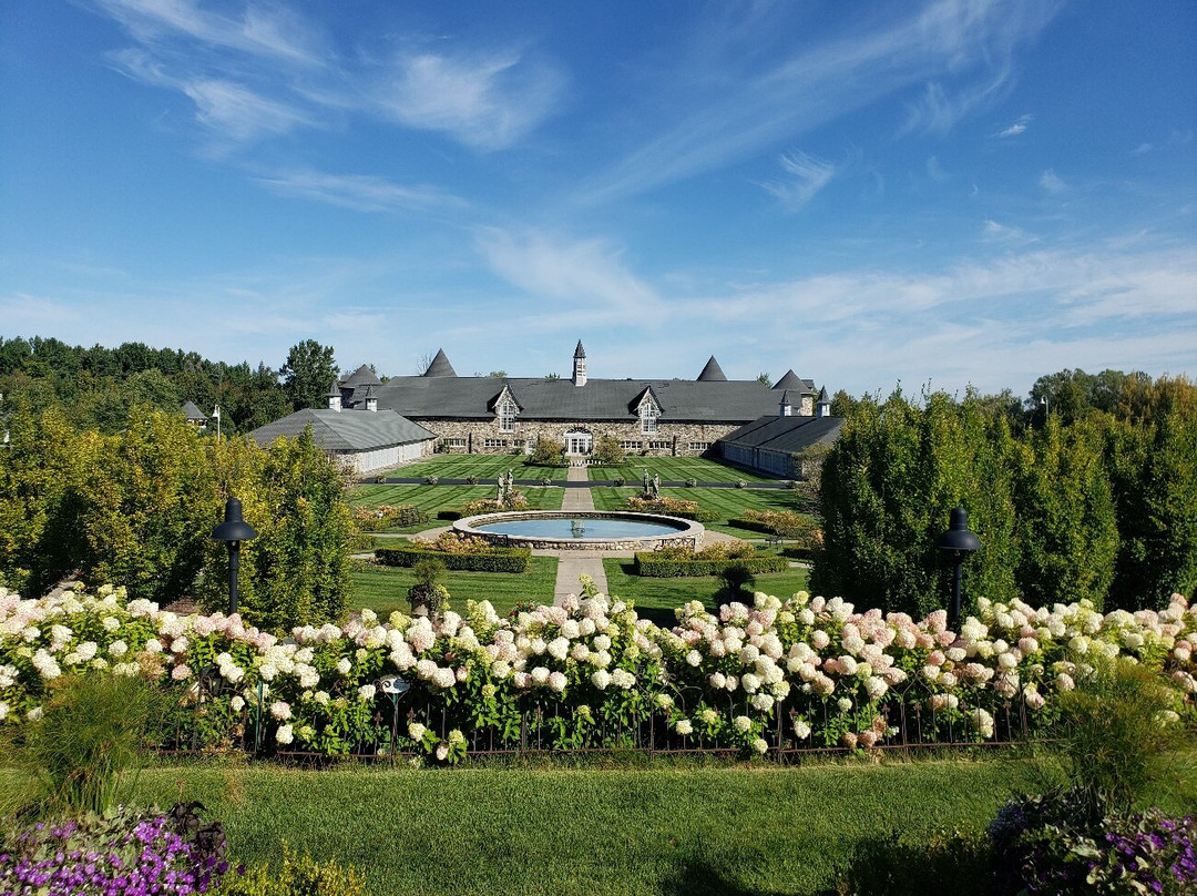 Castle Farms-夏洛瓦必去景点