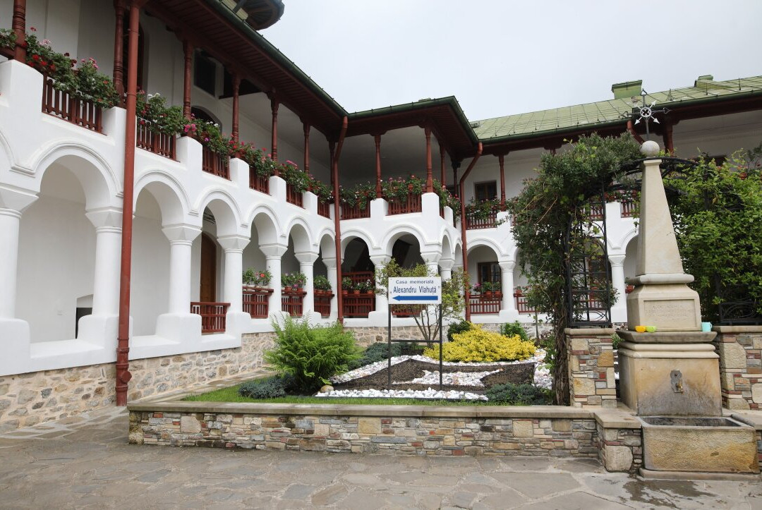Cloître Du Monastère D'agapia-Agapia必去景点
