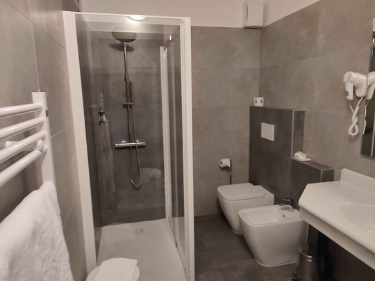 阿尔贝利酒店主图