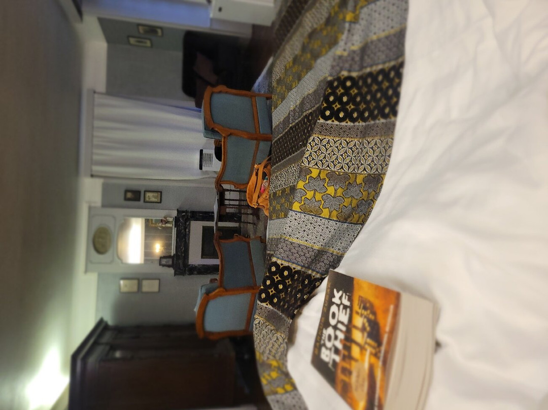 拉梅蒂埃城堡酒店主图