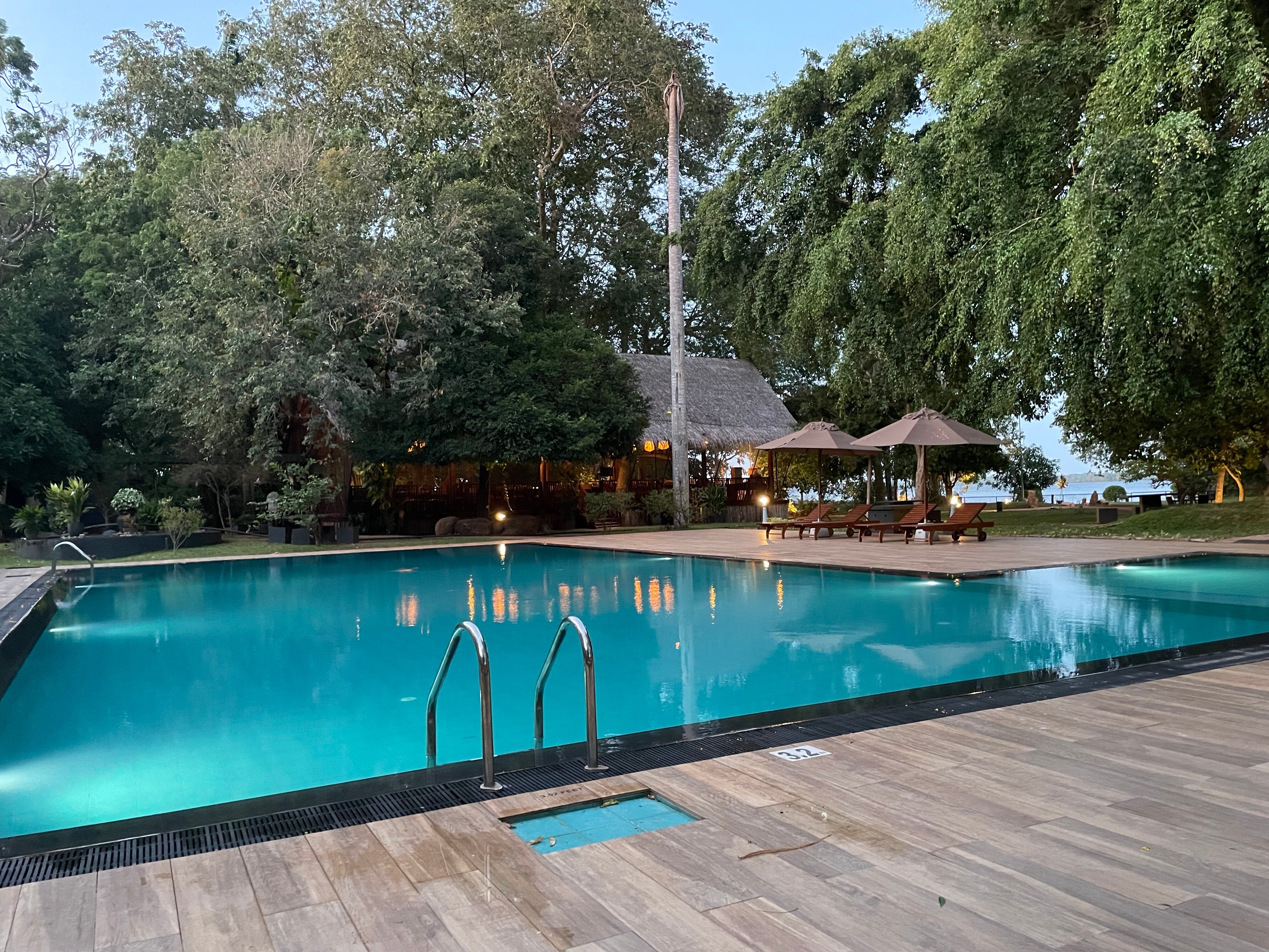 Miridiya Lake Resort-泳池