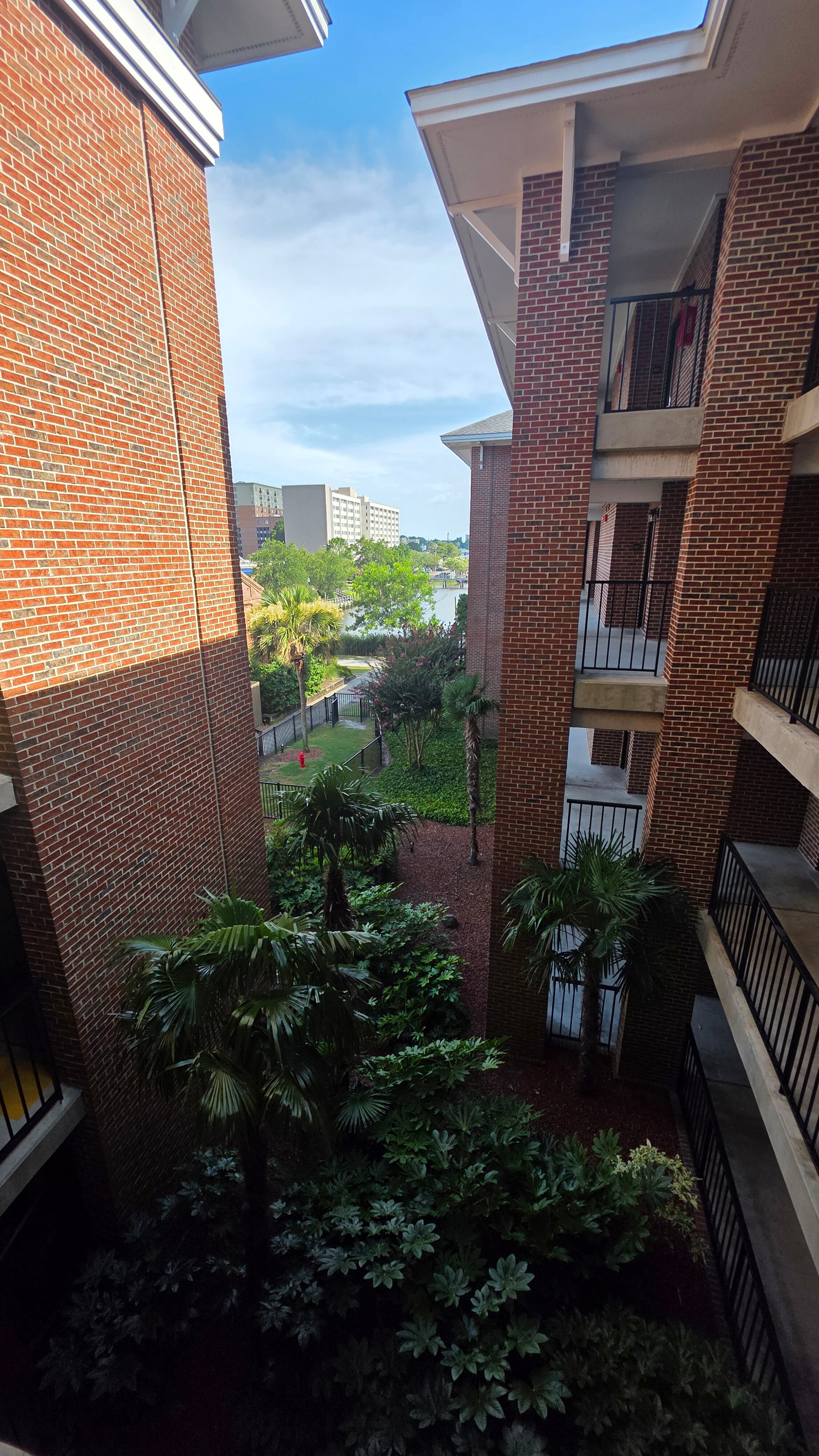 Best Western Plus Coastline Inn-浴室