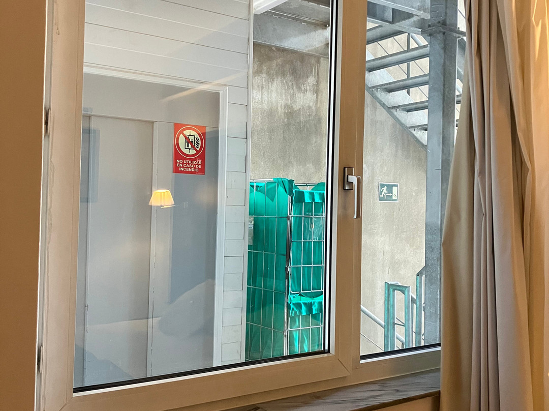 Hotel Mendez Nunez主图