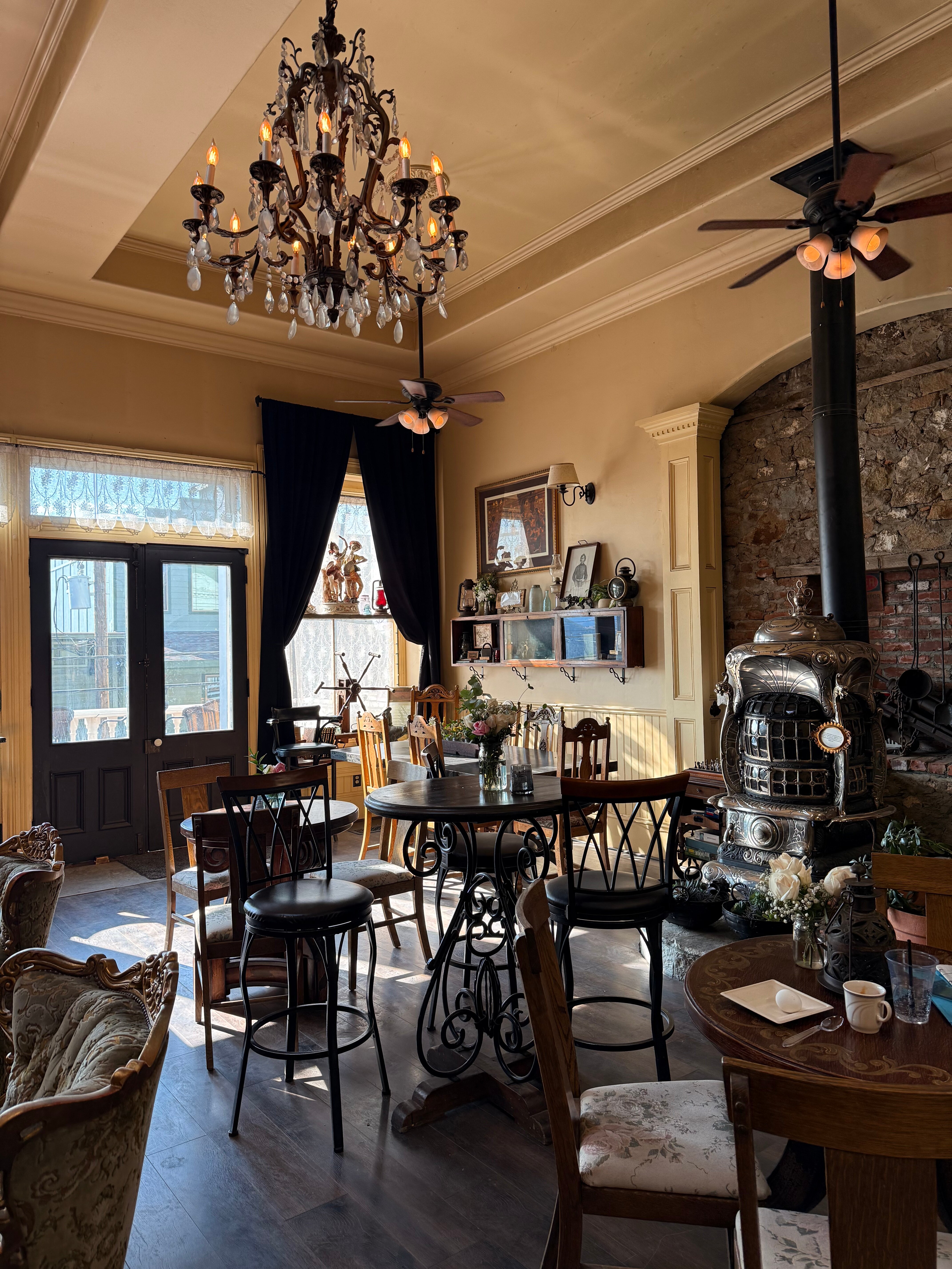 Tahoe House Hotel-浴室