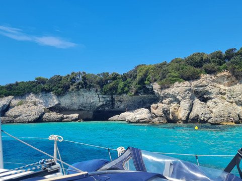 Perfect Day Sailing Tours-圣特雷莎加卢拉必去景点