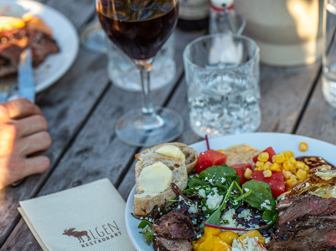 Olarsgården Hotel主图