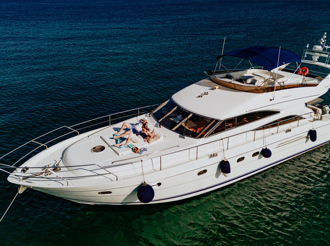 Lady Hope Yachting-Porto Cheli必去景点