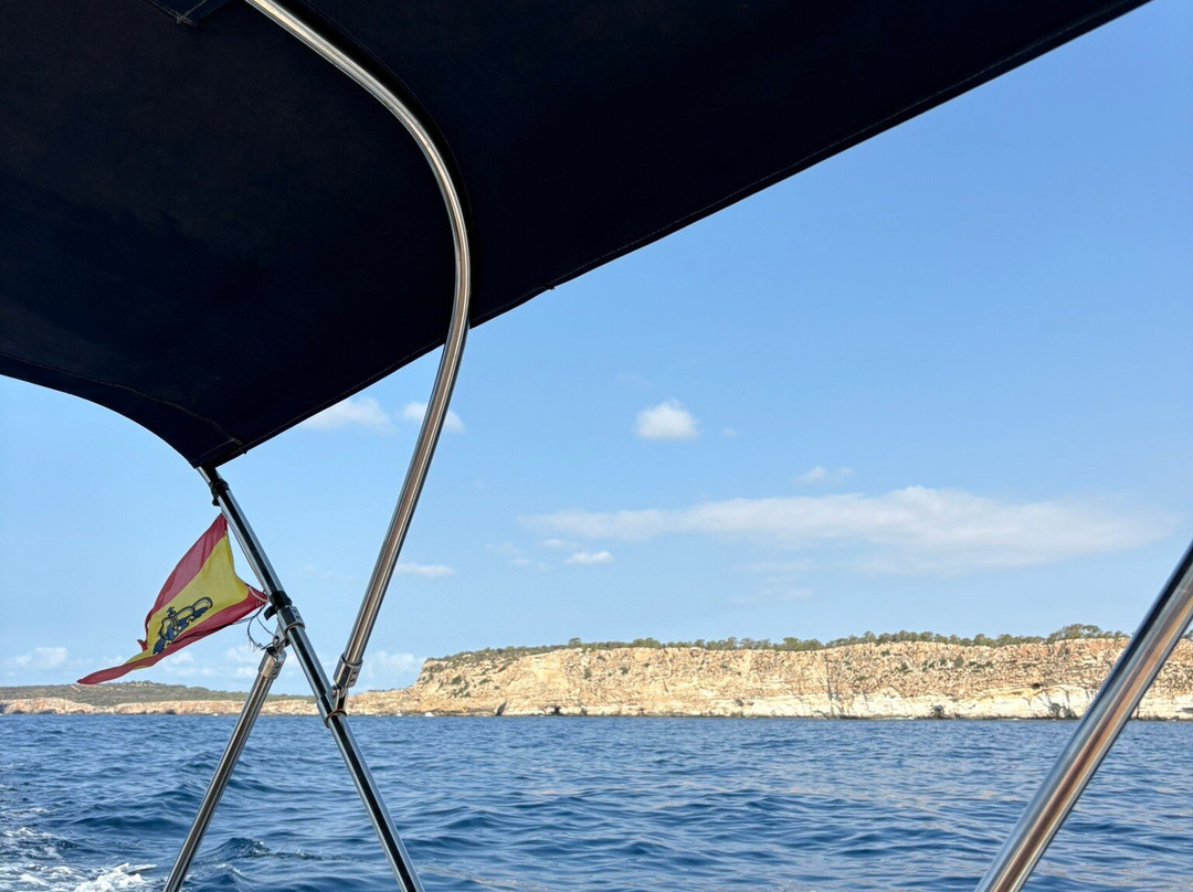 Surf & Sail Menorca-卡兰博希必去景点