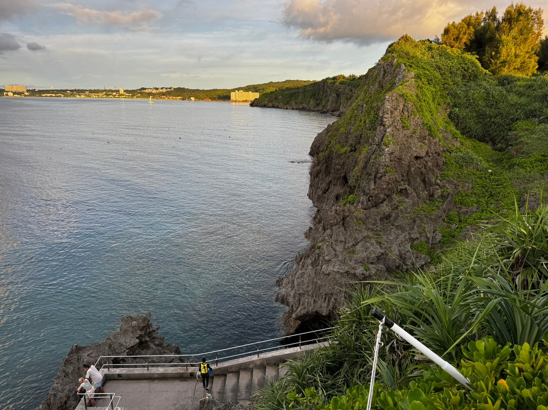 Piranha Divers Okinawa-恩纳村必去景点