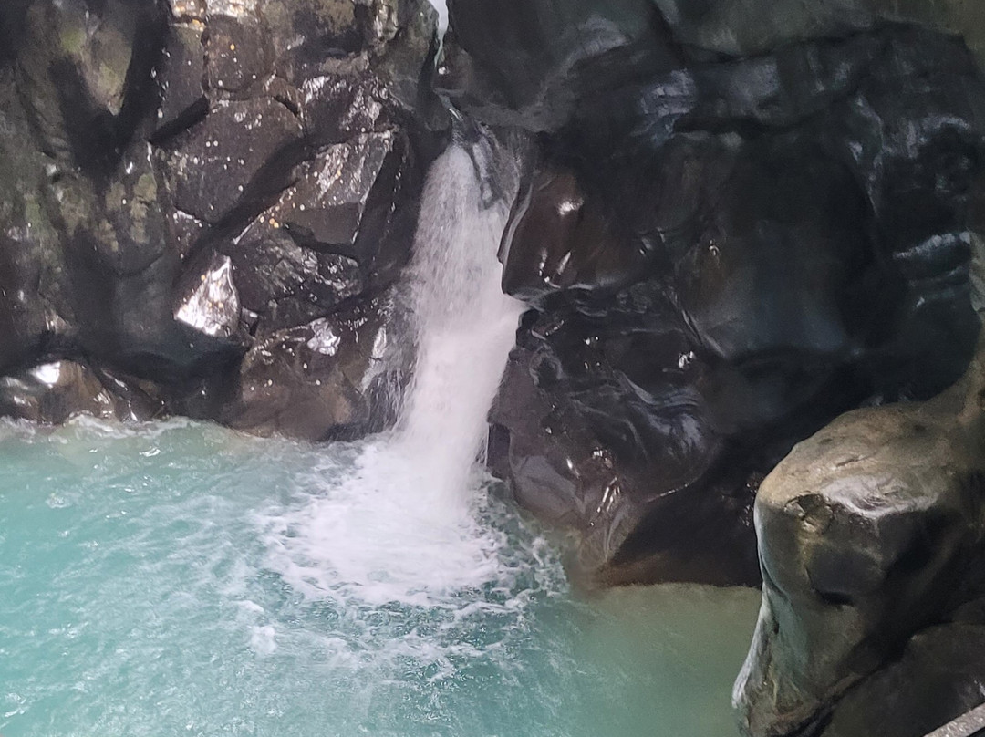 Gouffre des Busserailles Ravine-Valtournenche必去景点