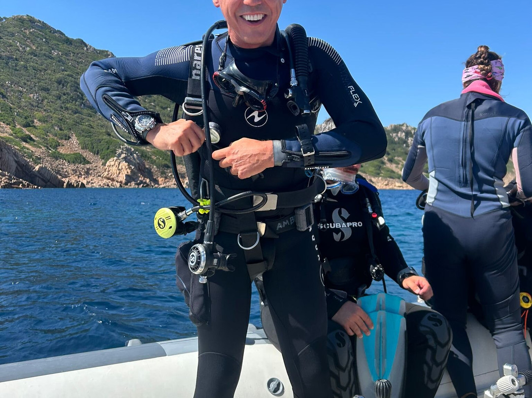 Blu Infinito Diving Center-San Teodoro必去景点