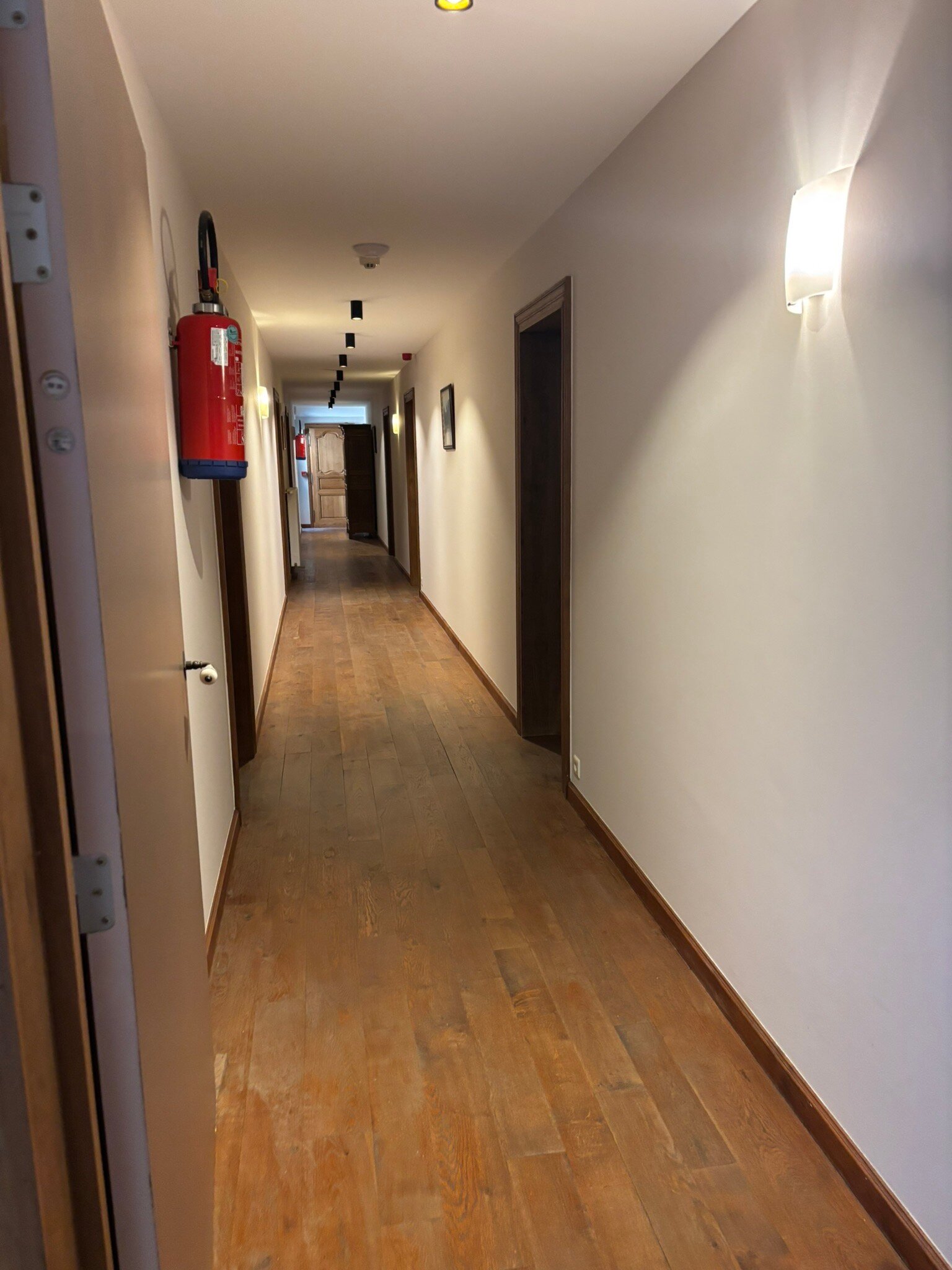 勒莫林西蒙内斯酒店-官方