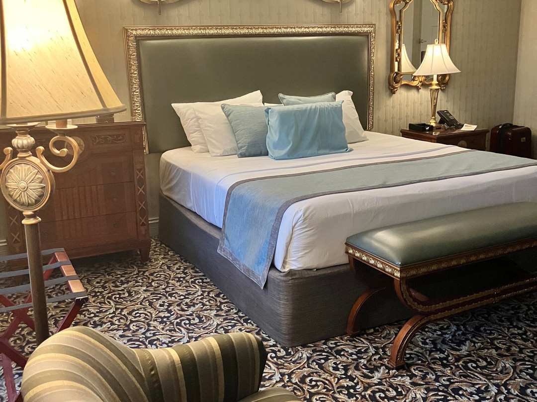 West Baden Springs Hotel主图