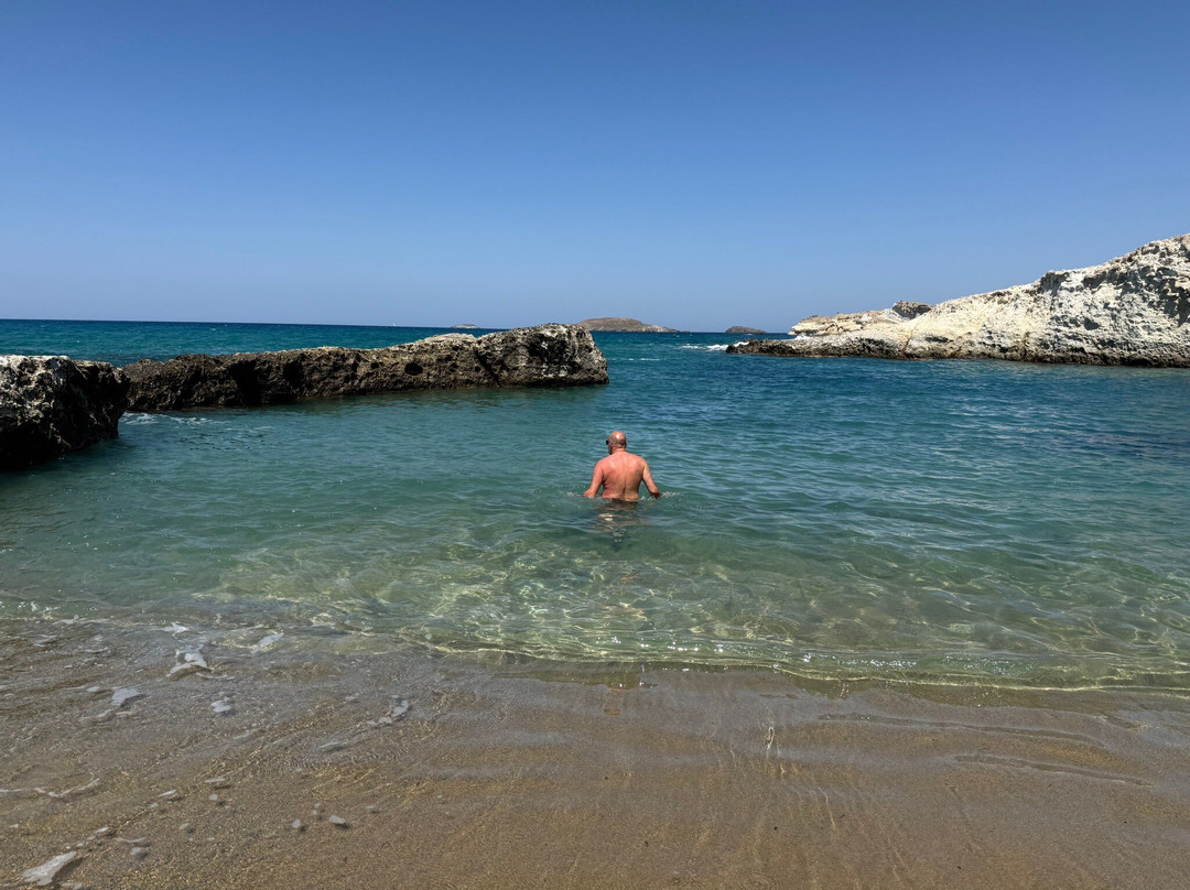 Alogomandra Beach-米洛斯岛必去景点