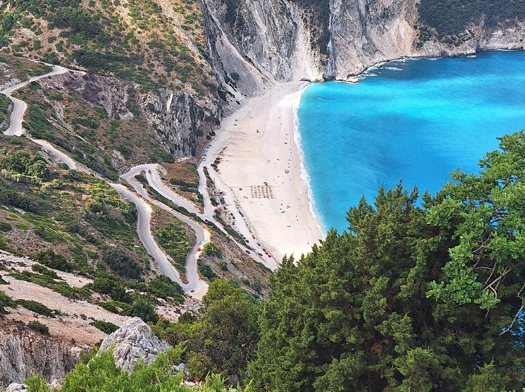 Atheras Beach-凯法利尼亚岛必去景点