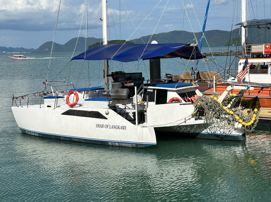 Avante Yacht Charters-珍南海滩必去景点