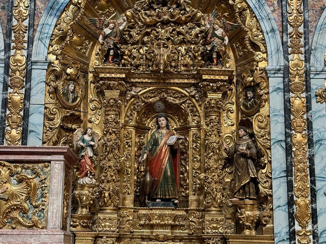 Church of Santa Clara-波尔图必去景点