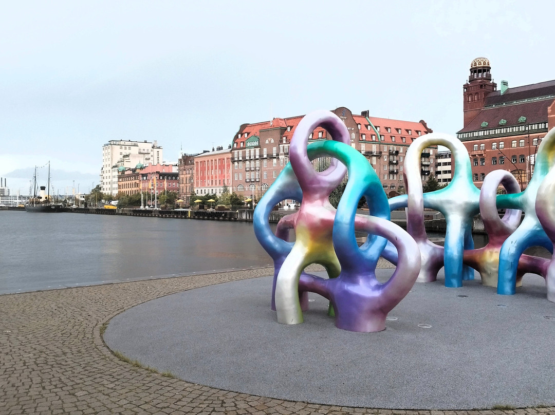 Spectral Self Container-马尔默必去景点