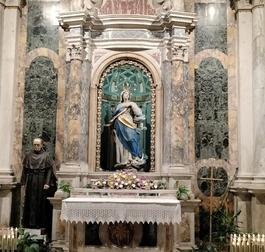 Basilica di San Francesco-拉韦纳必去景点