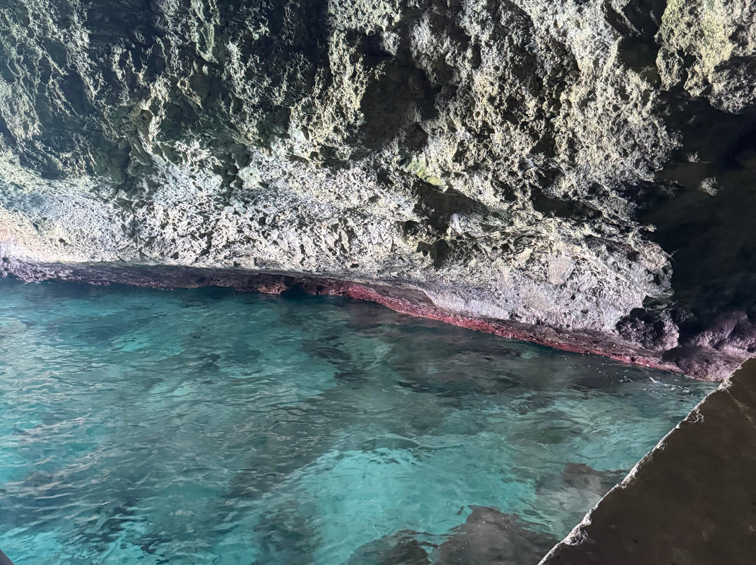 Joseph's Cave-West End必去景点