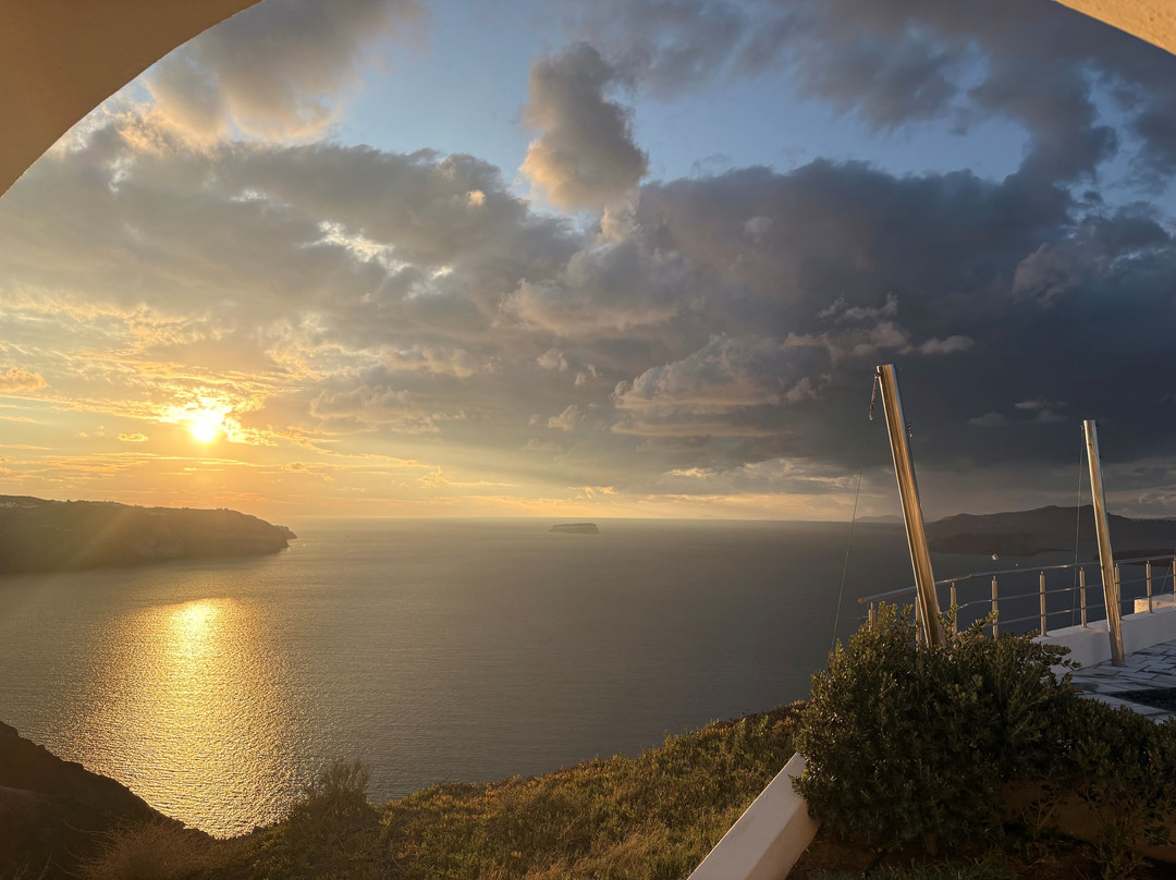 卡尔德拉海豚套房酒店主图