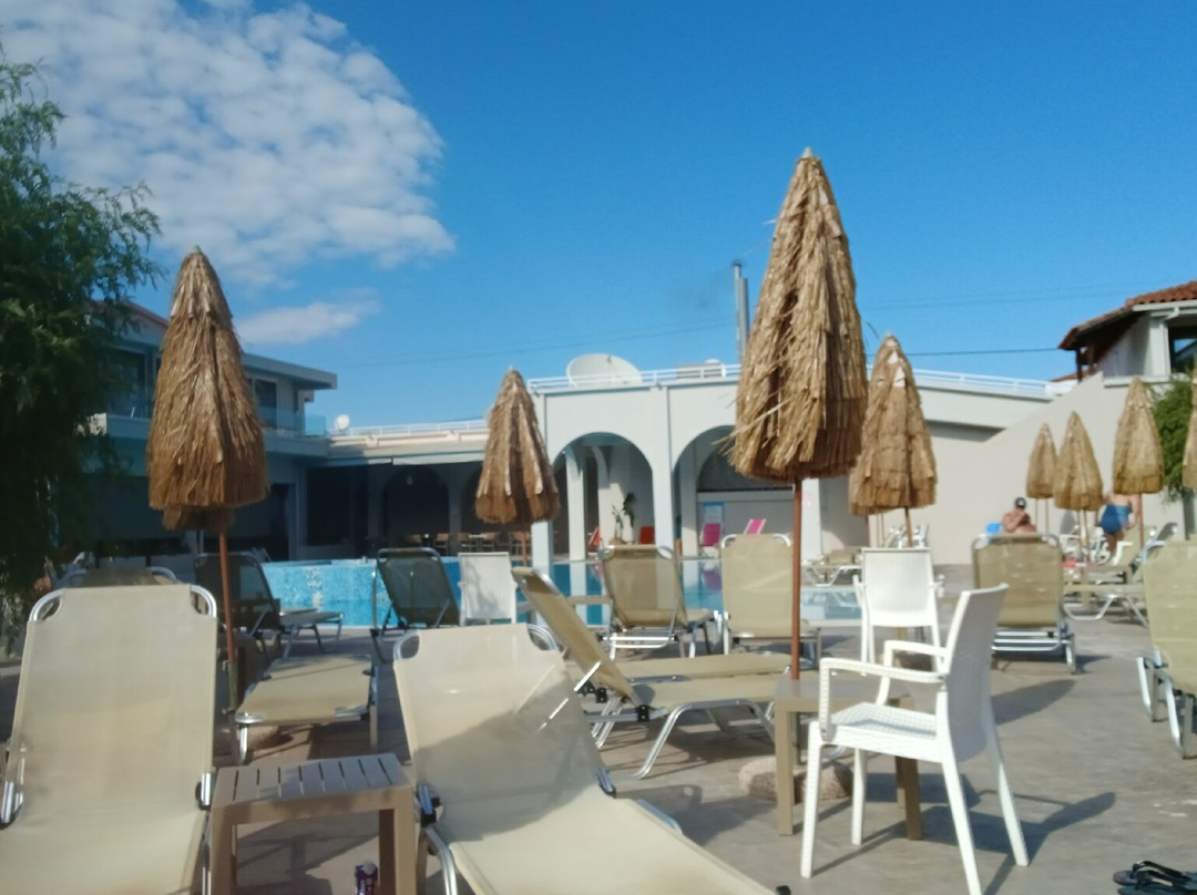 Papillon Hotel主图