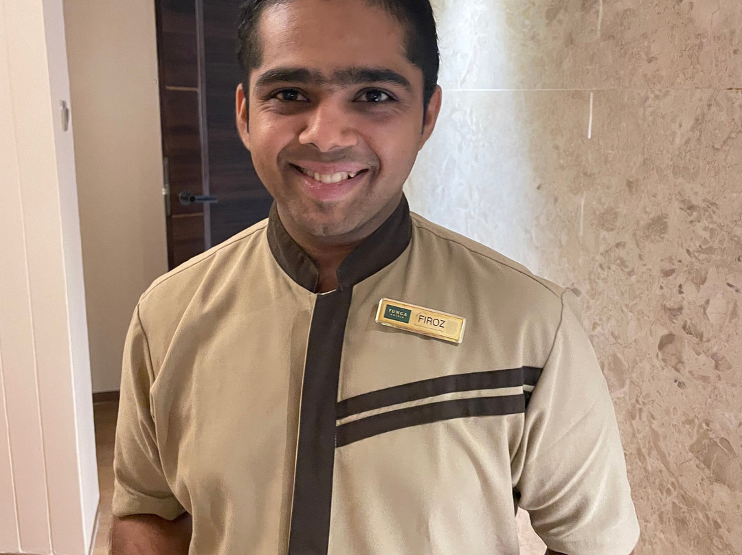 滕伽里根扎酒店主图