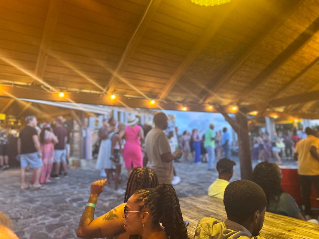 Shirley Heights-英吉利海港必去景点