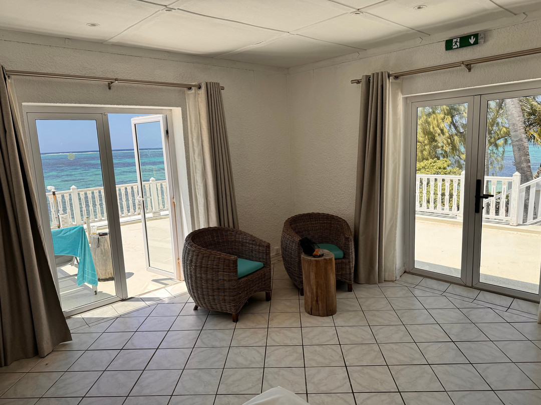 Astroea Beach Hotel主图