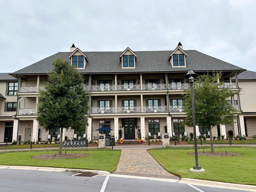 Camp Creek Inn主图