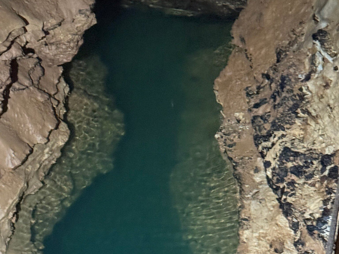 Cosmic Cavern-Berryville必去景点