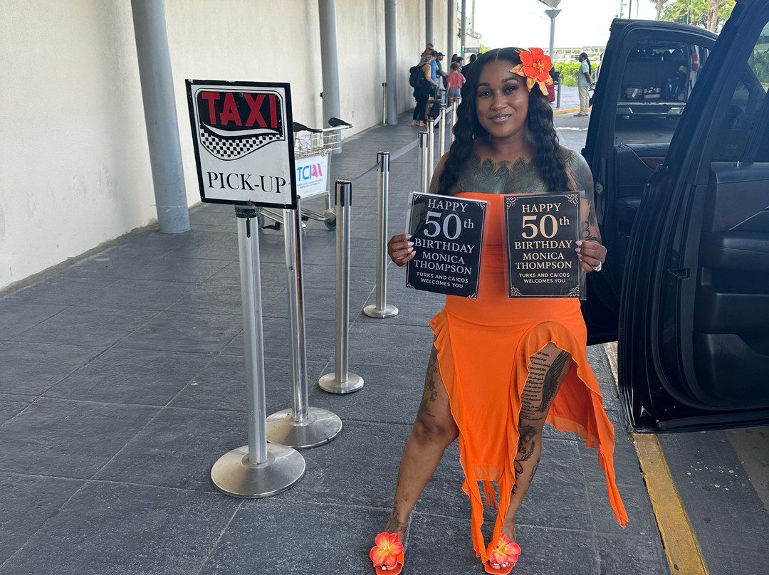 PAIG Luxury Transportation-普罗维登西亚莱斯必去景点