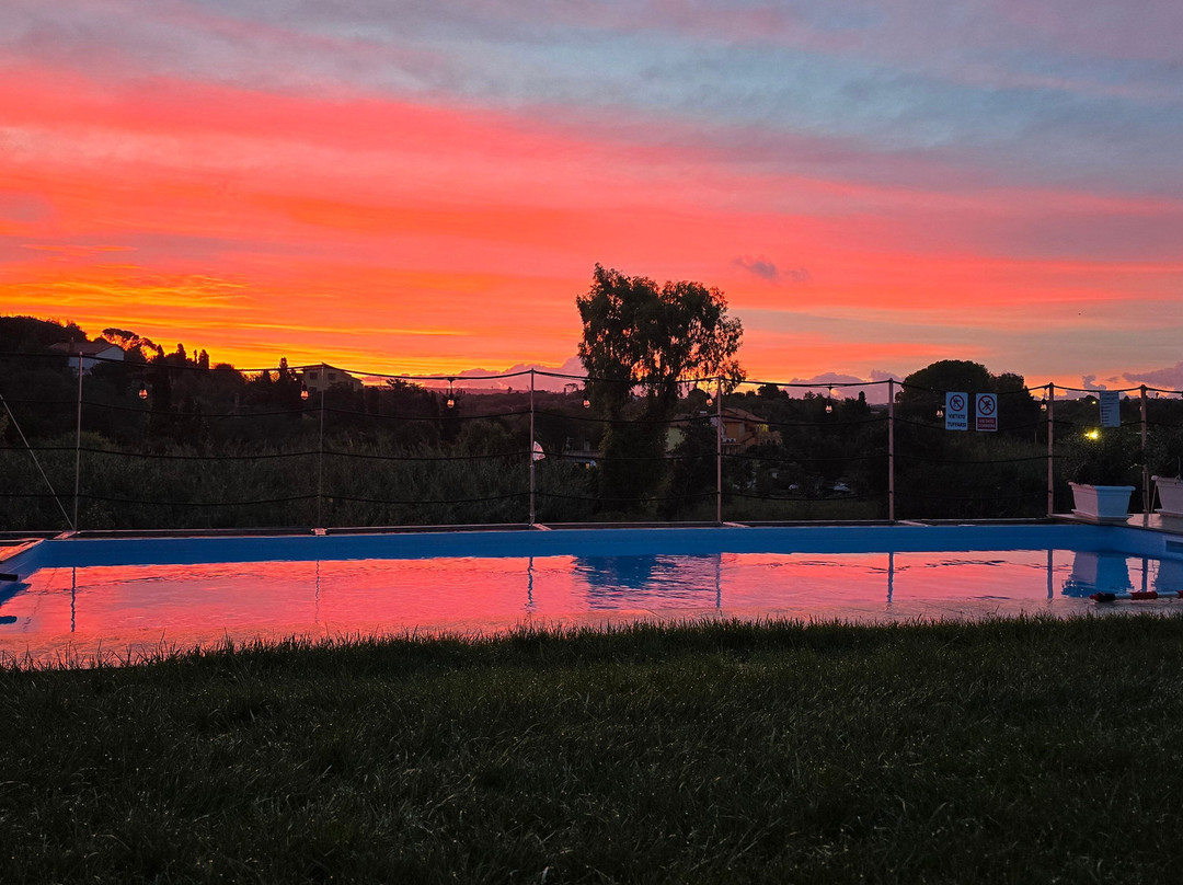 Villa Malvasio Pool and Jacuzzi主图