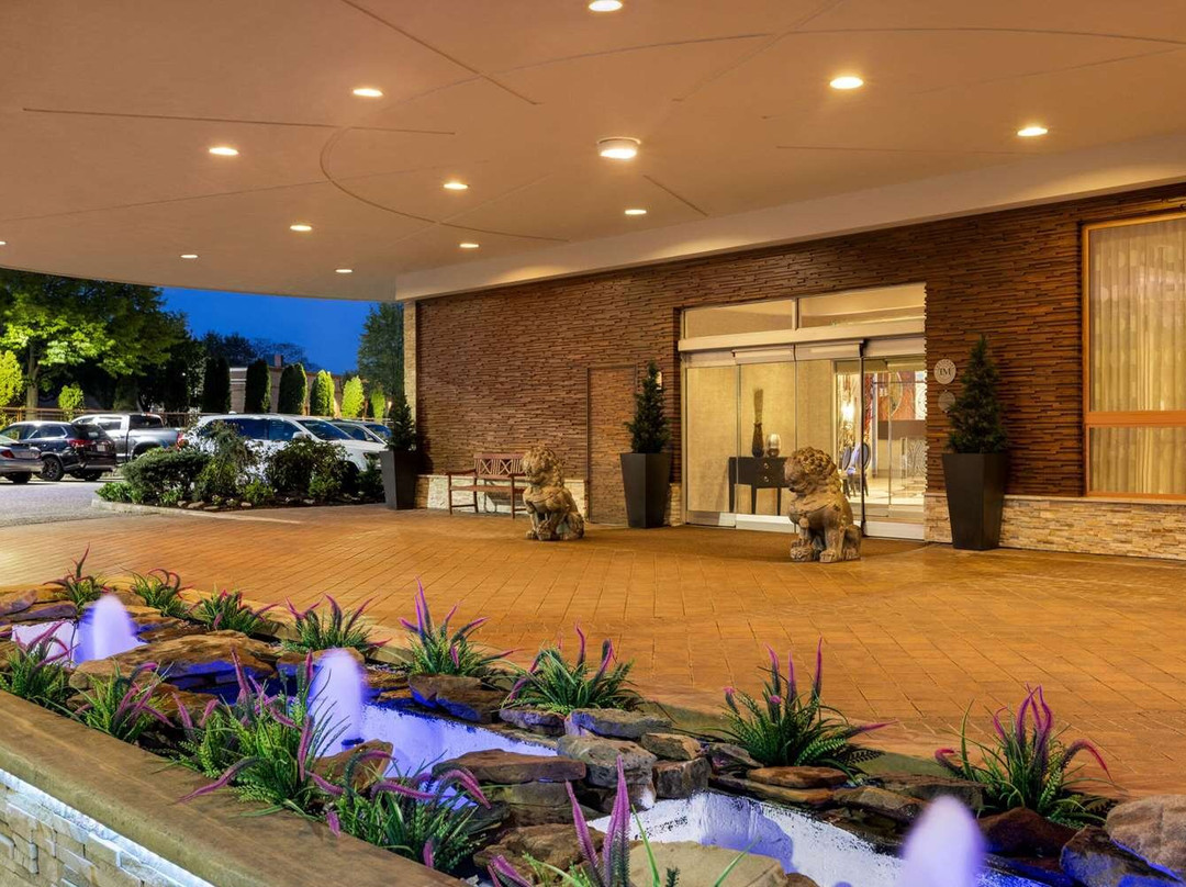 Westbury酒店住宿-Viana Hotel and Spa, Trademark Collection by Wyndham