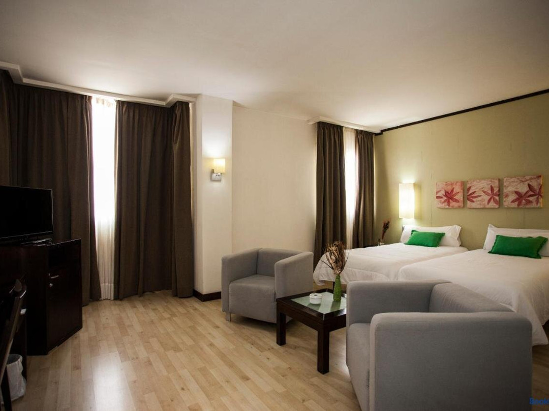 Hotel Puerta de Ocaña