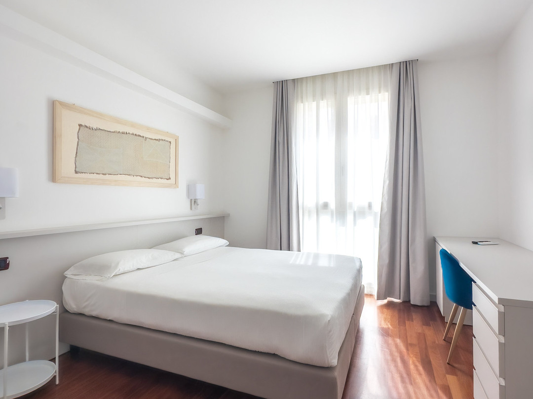 Hotel Carlo Felice主图